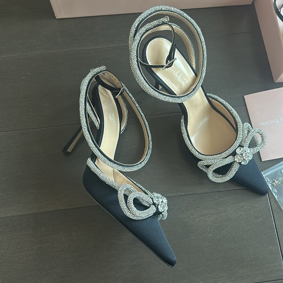 Mach & Mach Women's Black Heels - Picture 6 of 14